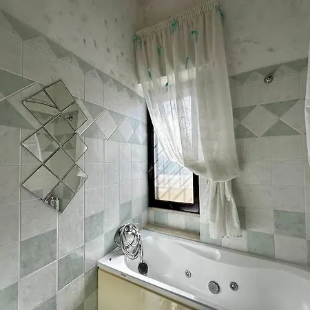 Holiday home Casa Via Appia Scauri - Luminosa, Grande A 250 M Dal Mare E Dalla Stazione Ferroviaria Scauri (Lazio)