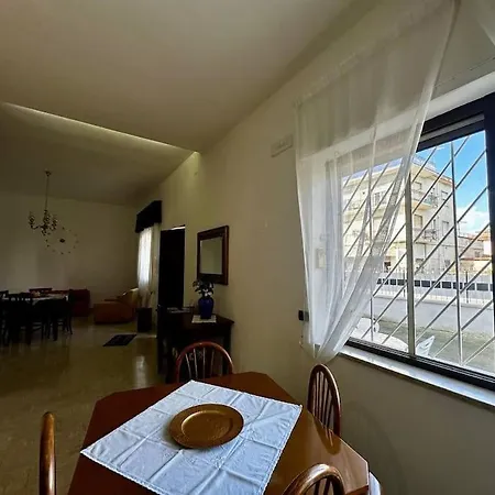Prázdninový dům Casa Via Appia - Luminosa, Grande A 250 M Dal Mare E Dalla Stazione Ferroviaria Scauri (Lazio)