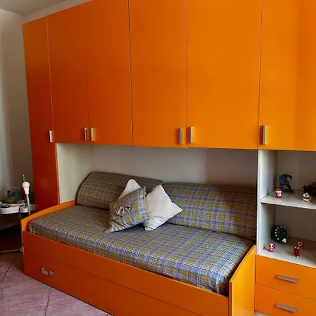 Holiday home Casa Via Appia Scauri - Luminosa, Grande A 250 M Dal Mare E Dalla Stazione Ferroviaria *