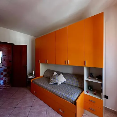 Holiday home Casa Via Appia Scauri - Luminosa, Grande A 250 M Dal Mare E Dalla Stazione Ferroviaria