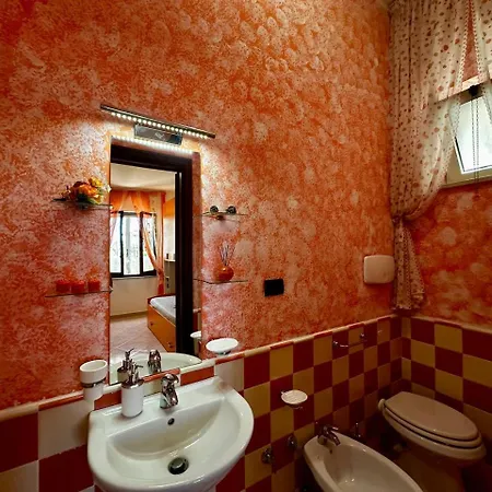 Holiday home Casa Via Appia Scauri - Luminosa, Grande A 250 M Dal Mare E Dalla Stazione Ferroviaria Scauri (Lazio)